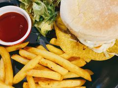 墨西哥香辣汉堡-Famous肥猫墨西哥音乐餐吧(五棵松华熙LIVE店)