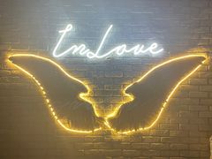 -INLOVE Live House