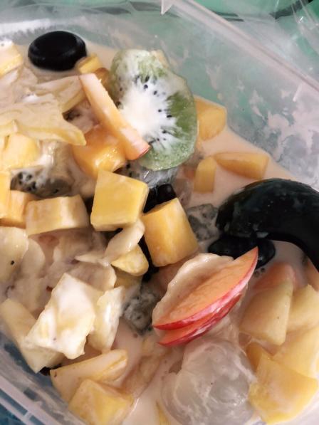 仙诺水果捞甜品餐厅-"高中就吃他家,味道一直不错,今天去等了好.