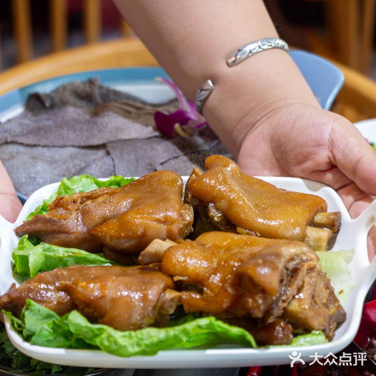 终于吃到啦，彭州鲜货市井火锅天花板