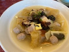 -侬佳蒸菜馆(听潮店)
