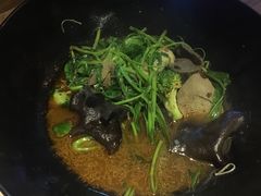 -万记麻辣烫国展总店