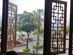 -桥香园过桥米线(国贸店)