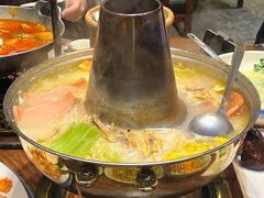 -老滇山寨•云南特色菜•地方菜•民族风情歌舞表演(金碧店)