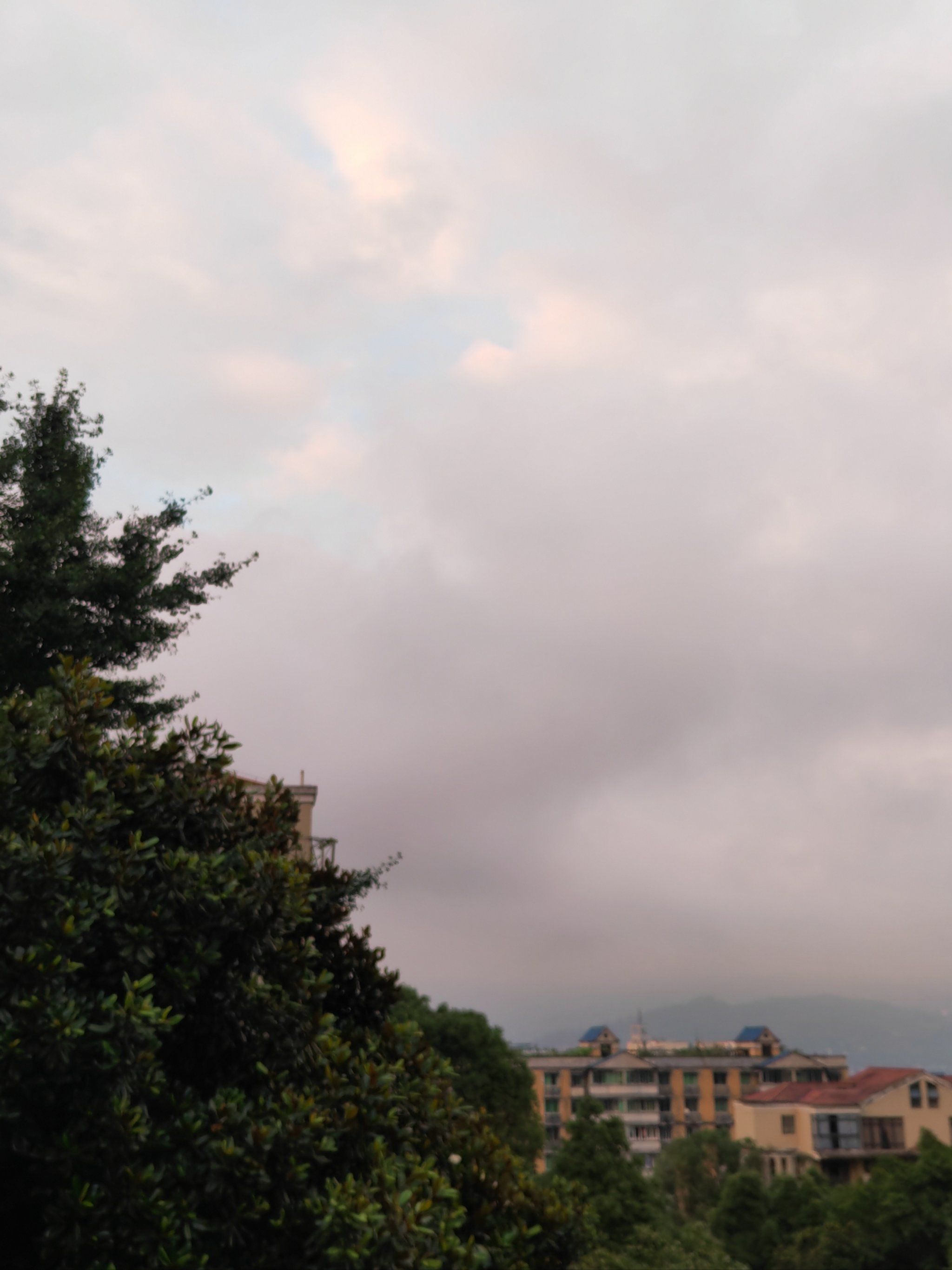 终于回涪陵了,感觉松了一口气,还是回来好!