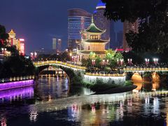 -包整·丝娃娃(一览甲秀楼风景店)