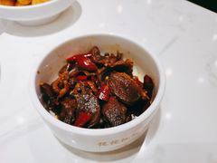 -渝是乎酸菜鱼·川渝小炒(新世界百货望京店)