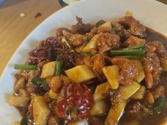 -隔壁老王·家常云南菜(花巷店)