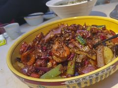 -休记光头香辣蟹干锅(绵竹店)