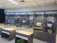 -用真奢侈品名表名包回收中心(朝阳万达店)