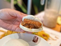 -莲餐厅·湖北菜·潜江小龙虾店(愚园路店)