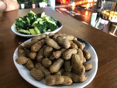 -老谭虾王蟹皇·龙虾·烧烤(蝴蝶湾店)