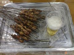 羊肉传一把-清真磊磊烧烤老店(饮虎池街34号店)