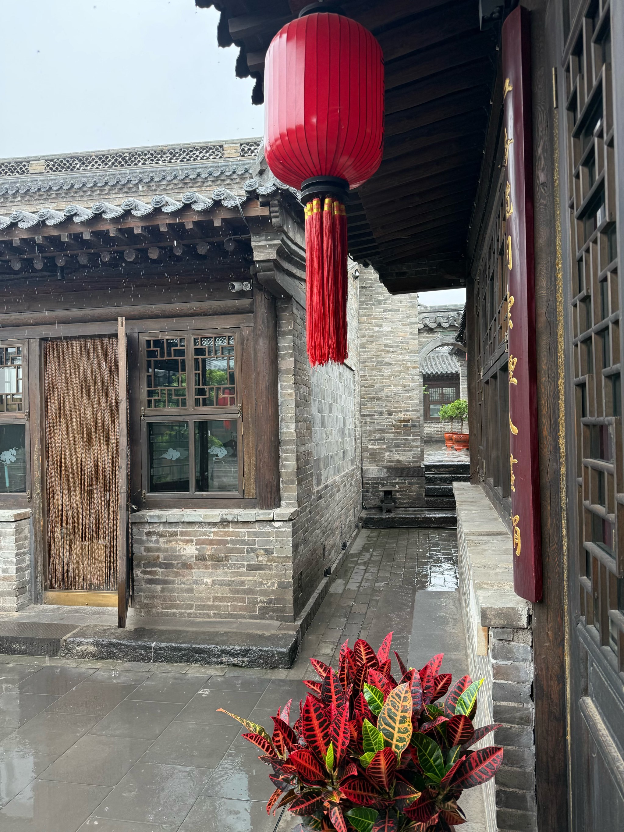 大同宴请外地来的朋友特别有面的四合院