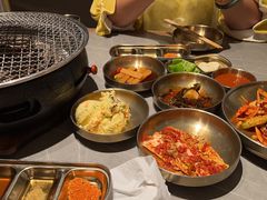 -草家酱蟹炭火烤肉店(珲春南路一店)