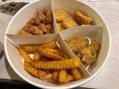 -麦当劳(汉口火车站候车室店)