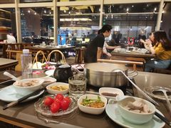 -捞王锅物料理(上海世茂广场店)