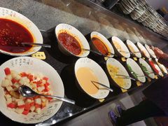 -山城鼎重庆老火锅(西安钟楼店)