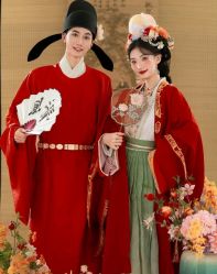 -青禾蒙娜丽莎婚纱摄影(武汉总店)