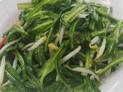 -新峰肉骨茶(总店)