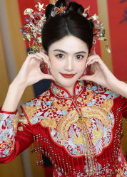 -莫小姐婚纱