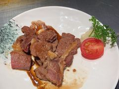 -雍容荟帝王蟹活龙虾展台自助(IFS黑金店)