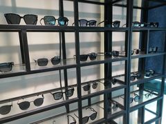 -Trend1881视光·蔡司视觉(领展广场店)