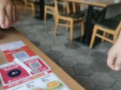 -必胜客(花都百业店)