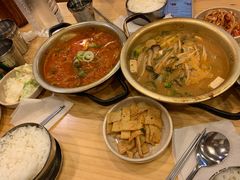 猪颈肉泡菜汤-金北顺大锅家(신사본점)