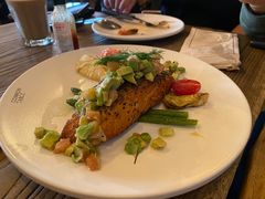 -Common Table · Brunch & Coffee