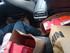 -NIKE上海青浦优选体验店