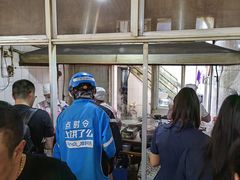 -正宗杨记普洱酸醋米线(总店)