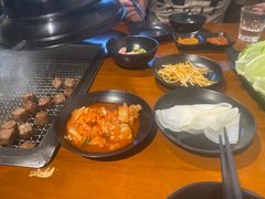 -肉甲韩国木炭烤肉(新壹街1店)