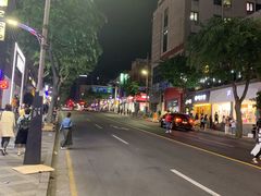 -宝健路步行街(Pedestrian Shopping Street)
