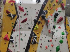 -问山MountQuest攀岩馆