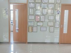 -茂菊口腔连锁(浦东南路店)