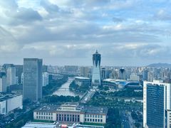 -Hi City·城市之巅