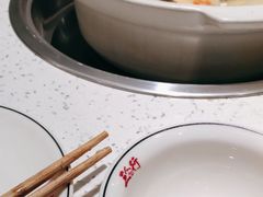 -三人行骨头王火锅(长寿店)