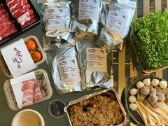 -捞王锅物料理(上海世茂广场店)