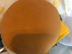 双层吉士汉堡-麦当劳(华融店)