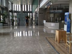 -上海跨国采购会展中心