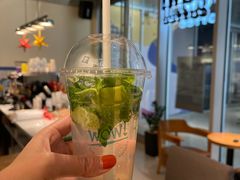 -WOW coffee