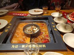 -老牌坊云南鱼豆花火锅(爱建店)