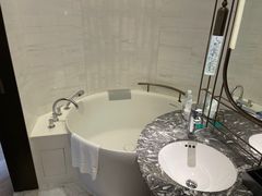 -上海世茂皇家艾美酒店