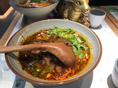 -百春原湖南牛肉粉(百联世纪店)