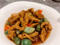 腊八蒜鸡爪-朱记乳鸽王·非遗石岐乳鸽·全鸽宴(大兴旗舰店)