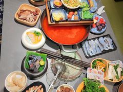 -楠小云·云南鲜菌·鲜牛自助火锅(九眼桥店)