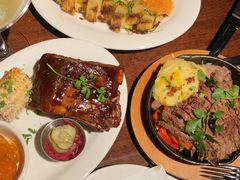 驰名烟熏嫩猪小排-Chili's Cafe&Bar奇利斯(滨江店)
