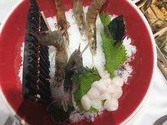 -红鼎豆捞·非遗鲍皇汤火锅(宝丰路店)