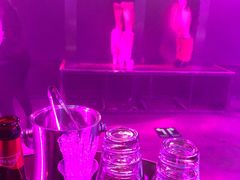 -HiIbiza酒吧